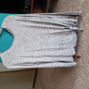 Comfortable long sleeve nine britton top